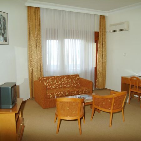 Omtel Otel Atakum Bagian luar foto